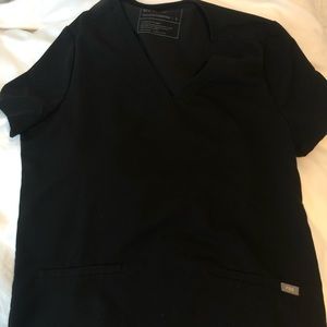 Figs three pocket scrub top